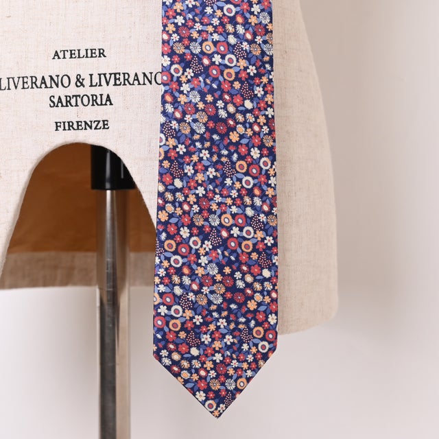 【極美品】LIVERANO LIVERANO ネクタイ リヴェラーノ＆リヴェラーノ 公式オンラインストア/ネクタイ